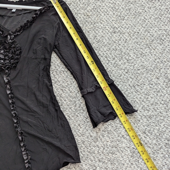 Svetlana Women's (Size 4) Black V-Neck Ruffled Tunic Top With Rosettes & Ruffles - Picture 8 of 16